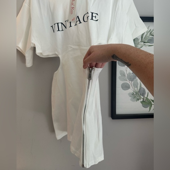 La’ Ros White Vintage Short Sleeve Tee - Picture 4 of 7
